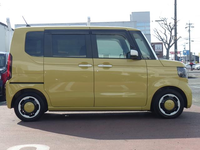 Ｎ－ＢＯＸ ファッションスタイル　純正９インチナビＬＸＵ－２４２ＮＢｉ　純正３カメラドラレコ　ＥＴＣ　シートヒーター　衝突軽減ブレーキ　両側電動スライドドア　バックモニター（6枚目）