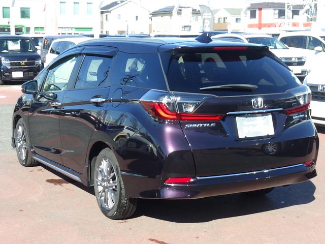 シャトル ハイブリッドＺホンダセンシング　純正８インチナビＶＸＭ－２０７ＶＦＥｉ　前後純正ドラレコ　純正アルミ　ＥＴＣ　シートヒーター　バックモニター　ＬＥＤヘッドライト　衝突軽減ブレーキ（9枚目）