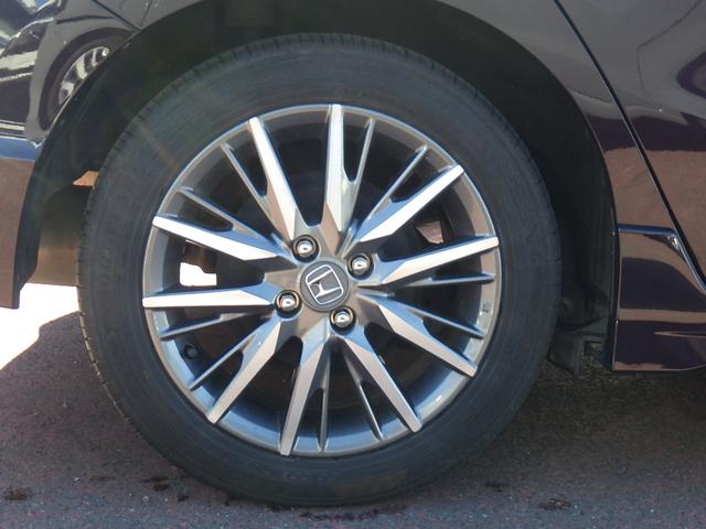 シャトル ハイブリッドＺホンダセンシング　純正８インチナビＶＸＭ－２０７ＶＦＥｉ　前後純正ドラレコ　純正アルミ　ＥＴＣ　シートヒーター　バックモニター　ＬＥＤヘッドライト　衝突軽減ブレーキ（10枚目）