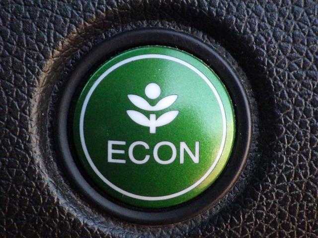 シャトル ハイブリッドＺホンダセンシング　純正８インチナビＶＸＭ－２０７ＶＦＥｉ　前後純正ドラレコ　純正アルミ　ＥＴＣ　シートヒーター　バックモニター　ＬＥＤヘッドライト　衝突軽減ブレーキ（22枚目）