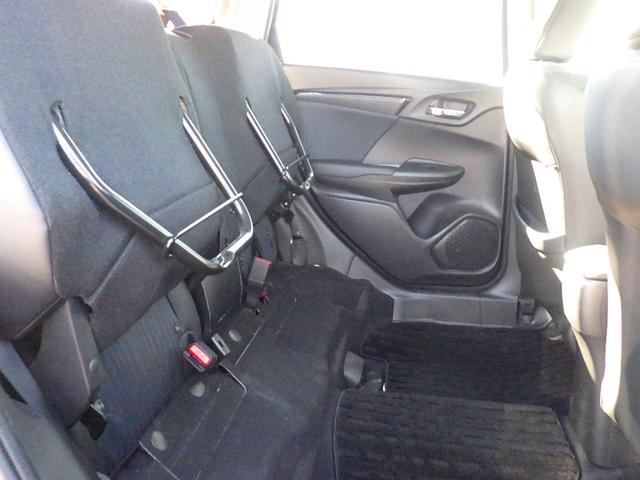 シャトル ハイブリッドＺホンダセンシング　純正８インチナビＶＸＭ－２０７ＶＦＥｉ　前後純正ドラレコ　純正アルミ　ＥＴＣ　シートヒーター　バックモニター　ＬＥＤヘッドライト　衝突軽減ブレーキ（27枚目）