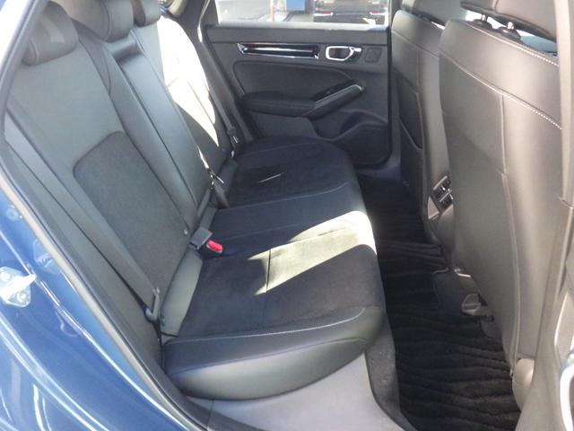 シビック ｅ：ＨＥＶＥＸ　ホンダコネクトナビ　ＥＴＣ　シートヒーター　パワーシート　ＬＥＤヘッドライト　衝突軽減ブレーキ　バックモニター（26枚目）