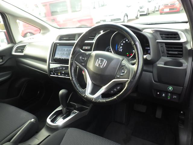 フィット １３Ｇ・Ｆコンフォートエディション　純正ナビＶＸＭ－１９４ＶＦｉ　ＥＴＣ　シートヒーター　衝突軽減ブレーキ　バックモニター　クルーズコントロール　ハロゲンヘッドライト（22枚目）