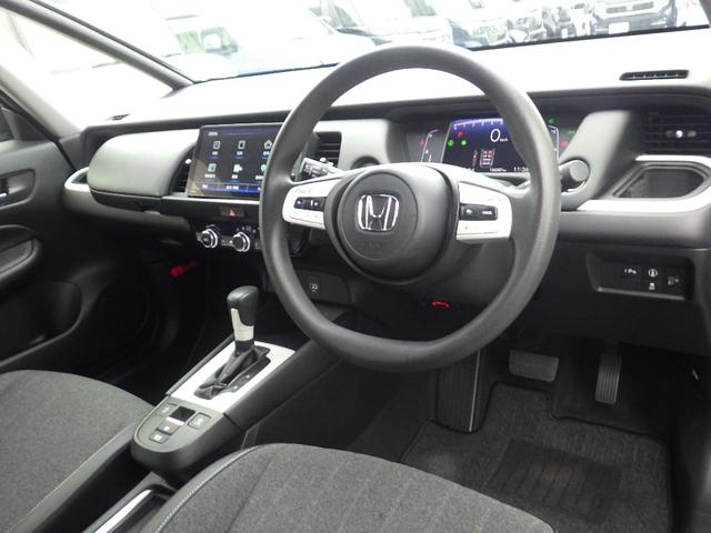 フィット ホーム　純正９インチナビＶＸＵ－２１５ＦＴｉ　ＥＴＣ　バックモニター　ＬＥＤヘッドライト　衝突軽減ブレーキ　Ｂｌｕｅｔｏｏｔｈ接続可（23枚目）