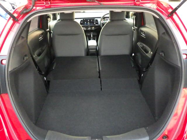 フィット ＲＳ　純正９インチナビＶＸＵ－２４５ＦＴｉ　ＥＴＣ　バックモニター　衝突軽減ブレーキ　純正アルミホイール　ＬＥＤヘッドライト　Ｂｌｕｅｔｏｏｔｈ接続可（27枚目）