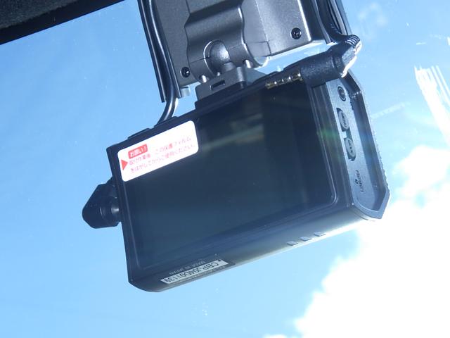 Ｎ－ＢＯＸカスタム ターボ　純正８インチナビＶＸＭ－２４５ＺＦＥｉ　純正ドラレコ　ＥＴＣ　両側電動スライドドア　衝突軽減ブレーキ　バックモニター　シートヒーター　ＬＥＤヘッドライト（13枚目）