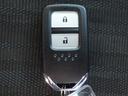 ★スマートキー★キーを携帯しているだけでカギの開け閉めからエンジン始動までできるスマートキー!キーを取り出す必要がないので楽チンです☆