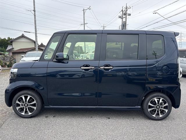 Ｎ－ＢＯＸカスタム コーディネートスタイル　届出済未使用車　ホンダセンシング　両側パワースライドドア　前席シートヒーター　ＬＥＤヘッド＆フォグライト　バックカメラ　ハーフレザーシート　オートリトラミラー　オートハイビーム　純正ＡＷ　スマートキー（9枚目）