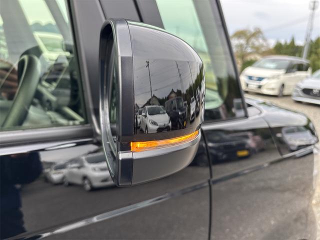 Ｎ－ＢＯＸカスタム ベースグレード　届出済未使用車　ホンダセンシング　バックカメラ　ＬＥＤヘッドライト　パワースライドドア　シートヒーター　オートハイビーム　ＡＣＣ　純正ＡＷ　オートリトラミラー　スマートキー（12枚目）
