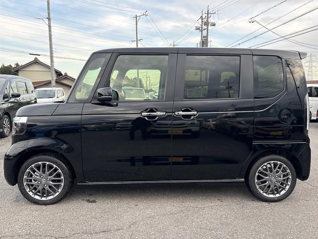Ｎ－ＢＯＸカスタム ターボ　届出済未使用車　ターボ車　ホンダセンシング　両側パワースライドドア　前席シートヒーター　ハーフレザーシート　バックカメラ　ＬＥＤヘッドライト　ＡＣＣ　純正アルミ　オートハイビーム　スマートキー２個（9枚目）