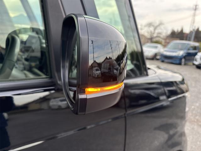 Ｎ－ＢＯＸカスタム ターボ　届出済未使用車　ターボ車　ホンダセンシング　両側パワースライドドア　前席シートヒーター　ハーフレザーシート　バックカメラ　ＬＥＤヘッドライト　ＡＣＣ　純正アルミ　オートハイビーム　スマートキー２個（12枚目）