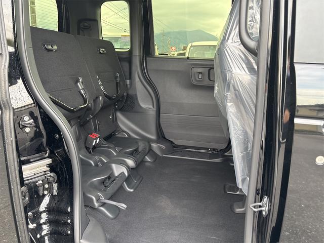 Ｎ－ＢＯＸカスタム ターボ　届出済未使用車　ターボ車　ホンダセンシング　両側パワースライドドア　前席シートヒーター　ハーフレザーシート　バックカメラ　ＬＥＤヘッドライト　ＡＣＣ　純正アルミ　オートハイビーム　スマートキー２個（19枚目）