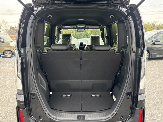 Ｎ－ＢＯＸカスタム ターボ　届出済未使用車　ターボ車　ホンダセンシング　両側パワースライドドア　前席シートヒーター　ハーフレザーシート　バックカメラ　ＬＥＤヘッドライト　ＡＣＣ　純正アルミ　オートハイビーム　スマートキー２個（20枚目）