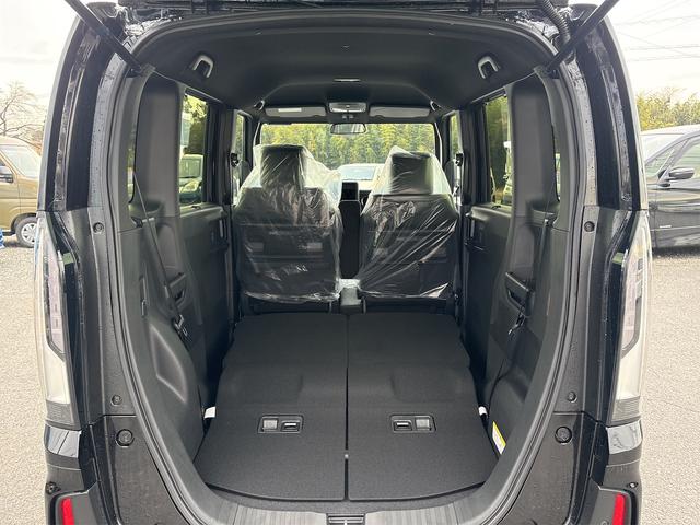 Ｎ－ＢＯＸカスタム ターボ　届出済未使用車　ターボ車　ホンダセンシング　両側パワースライドドア　前席シートヒーター　ハーフレザーシート　バックカメラ　ＬＥＤヘッドライト　ＡＣＣ　純正アルミ　オートハイビーム　スマートキー２個（22枚目）