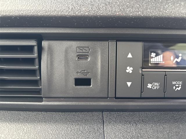 Ｎ－ＢＯＸカスタム ターボ　届出済未使用車　ターボ車　ホンダセンシング　両側パワースライドドア　前席シートヒーター　ハーフレザーシート　バックカメラ　ＬＥＤヘッドライト　ＡＣＣ　純正アルミ　オートハイビーム　スマートキー２個（31枚目）