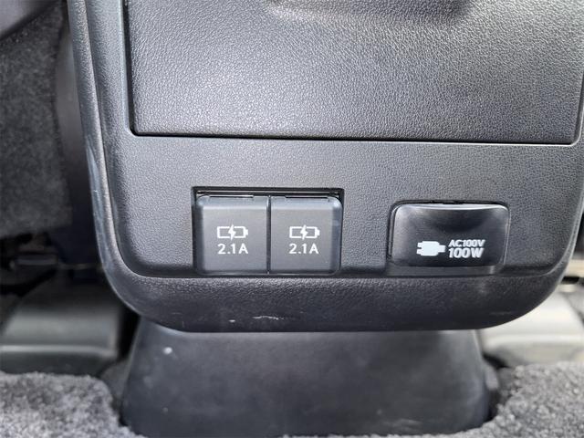 ＲＸ ＲＸ３００　バージョンＬ　セーフティセンス　純正ナビ　地デジＴＶ　ＢＴ　パノラミックビューモニター　ＥＴＣ２．０　ＨＵＤ　パワーバックドア　後席モニタ　ＢＳＭ　ＭＯＰ２０インチＡＷ　シートヒーター　ベンチレーション　本革シート（45枚目）