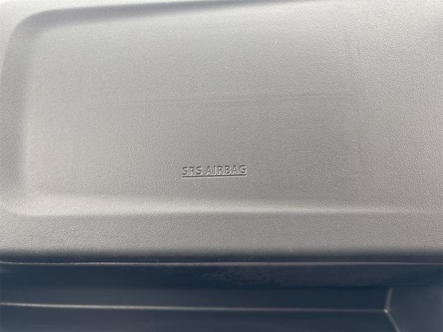 キャリイトラック KCエアコン・パワステ 4WD 5速ミッション車 エアコン パワステ オートライト 純正ラジオ 純正ドアバイザー ABS 荷台ゴムマット ゲートプロテクター 横滑り防止 フロアラバーマット 運転席・助手席エアバッグ(21枚目)