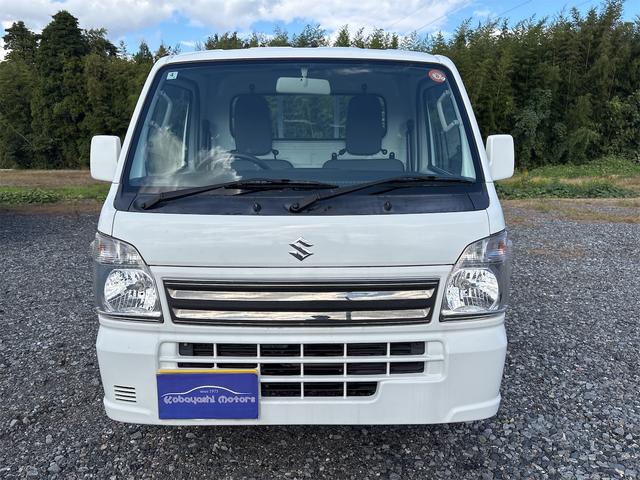 キャリイトラック KCスペシャル 走校距離少ない オートマ車 エアコン パワステ パワーウィンドウ 荷台マット ゲートプロテクター キーレス フロアラバーマット ドアバイザー エアバッグ AN/FMラジオデッキ(3枚目)