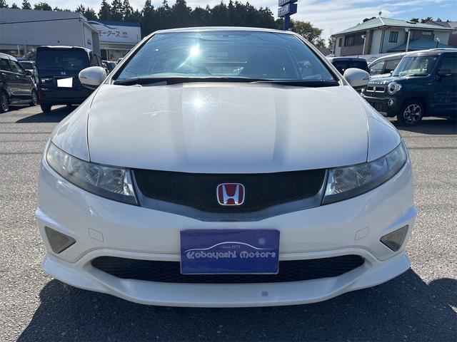 シビック タイプR ユーロ 6速ミッション車 タイプR専用シート HIDヘッドライト フォグライト 純正18インチアルミ キーレス プッシュスタート コーナーセンサー VSA(3枚目)