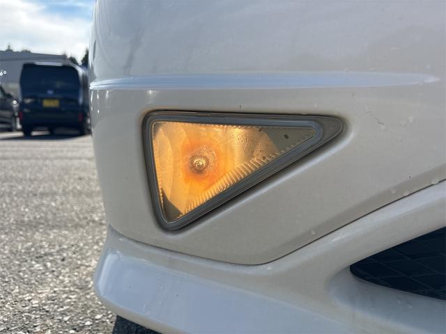 シビック タイプR ユーロ 6速ミッション車 タイプR専用シート HIDヘッドライト フォグライト 純正18インチアルミ キーレス プッシュスタート コーナーセンサー VSA(12枚目)