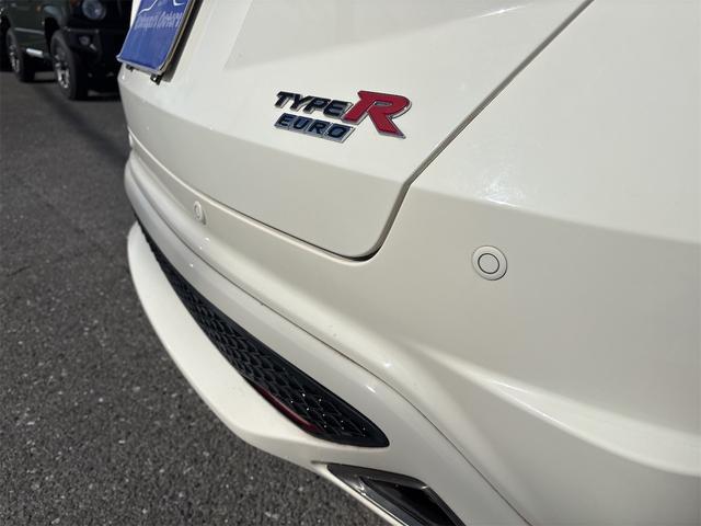 シビック タイプR ユーロ 6速ミッション車 タイプR専用シート HIDヘッドライト フォグライト 純正18インチアルミ キーレス プッシュスタート コーナーセンサー VSA(14枚目)