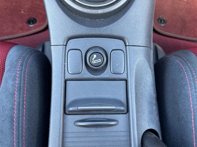 シビック タイプR ユーロ 6速ミッション車 タイプR専用シート HIDヘッドライト フォグライト 純正18インチアルミ キーレス プッシュスタート コーナーセンサー VSA(25枚目)