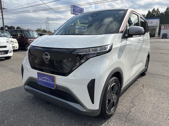 サクラ X 2トーンカラー エマージェンシーブレーキ 社外ディスプレイオーディオ Bluetooth LEDヘッドライト 純正14インチアルミ コーナーセンサー インテリキー2個(2枚目)