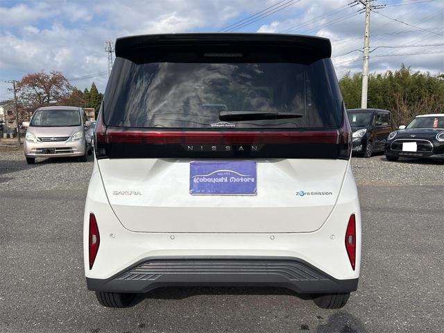 サクラ X 2トーンカラー エマージェンシーブレーキ 社外ディスプレイオーディオ Bluetooth LEDヘッドライト 純正14インチアルミ コーナーセンサー インテリキー2個(7枚目)