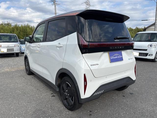 サクラ X 2トーンカラー エマージェンシーブレーキ 社外ディスプレイオーディオ Bluetooth LEDヘッドライト 純正14インチアルミ コーナーセンサー インテリキー2個(8枚目)