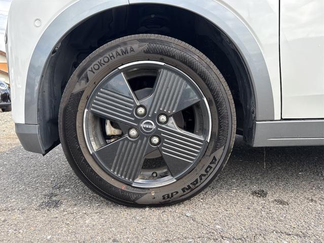 サクラ X 2トーンカラー エマージェンシーブレーキ 社外ディスプレイオーディオ Bluetooth LEDヘッドライト 純正14インチアルミ コーナーセンサー インテリキー2個(10枚目)