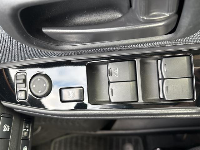 サクラ X 2トーンカラー エマージェンシーブレーキ 社外ディスプレイオーディオ Bluetooth LEDヘッドライト 純正14インチアルミ コーナーセンサー インテリキー2個(29枚目)