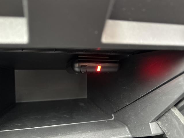 NV150AD VE 4WD エマージェンシーブレーキ Panasonicナビ Bluetooth 100Vコンセント付 キーレス バックカメラ ETC ドラレコ(26枚目)