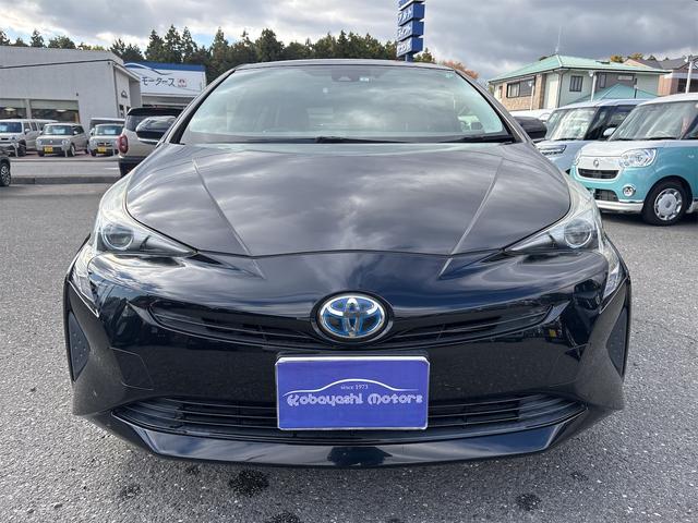 プリウス Ｓツーリングセレクション　セーフティセンス　純正９インチナビ　フルセグＴＶ　Ｂｌｕｅｔｏｏｔｈ　バックカメラ　ＥＴＣ　クルコン　ＬＥＤヘッドライト　前席シートヒーター　前後ドラレコ　レザーシート　純正アルミ　スマートキー２個（3枚目）