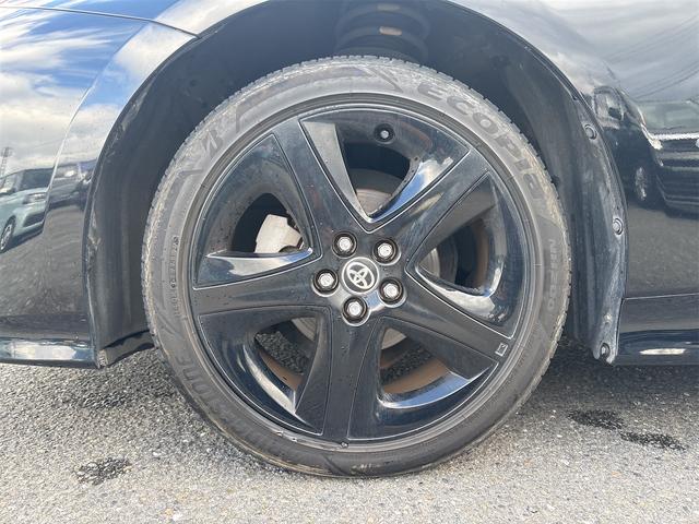 プリウス Ｓツーリングセレクション　セーフティセンス　純正９インチナビ　フルセグＴＶ　Ｂｌｕｅｔｏｏｔｈ　バックカメラ　ＥＴＣ　クルコン　ＬＥＤヘッドライト　前席シートヒーター　前後ドラレコ　レザーシート　純正アルミ　スマートキー２個（10枚目）