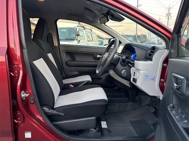 ミライース Ｘ　リミテッドＳＡＩＩＩ　スマートアシストＩＩＩ　純正ナビ　フルセグＴＶ　Ｂｌｕｅｔｏｏｔｈ　前後ドラレコ　バックカメラ　ＥＴＣ　キーレス　純正規格外アルミ　ＬＥＤヘッドライト　オートハイビーム　コーナーセンサー（16枚目）