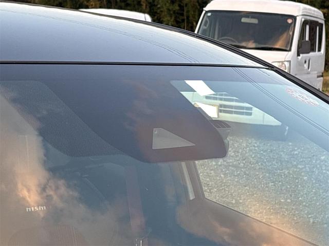 オーラ ニスモ　エマージェンシーブレーキ　純正９インチナビ　地デジＴＶ　ＢＴ　アラウンドビューモニター　プロパイロット　デジタルインナーミラー　ドラレコ　ＥＴＣ２．０　ワイヤレス充電　前席シート＆ステアリングヒーター（15枚目）