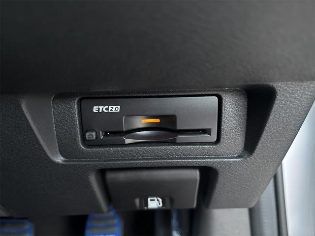 オーラ ニスモ　エマージェンシーブレーキ　純正９インチナビ　地デジＴＶ　ＢＴ　アラウンドビューモニター　プロパイロット　デジタルインナーミラー　ドラレコ　ＥＴＣ２．０　ワイヤレス充電　前席シート＆ステアリングヒーター（39枚目）