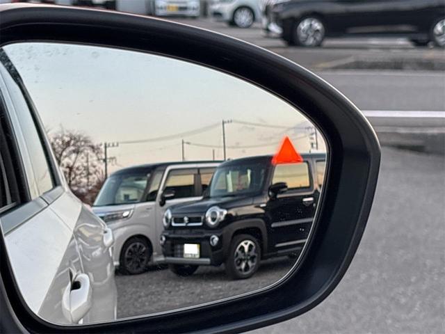 オーラ ニスモ　エマージェンシーブレーキ　純正９インチナビ　地デジＴＶ　ＢＴ　アラウンドビューモニター　プロパイロット　デジタルインナーミラー　ドラレコ　ＥＴＣ２．０　ワイヤレス充電　前席シート＆ステアリングヒーター（44枚目）