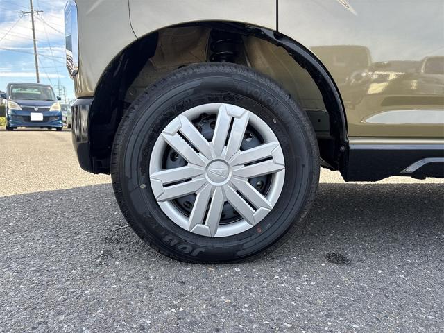 アトレー ＲＳ　届出済未使用車　４ＷＤ　ターボ車　両側パワースライドドア　バックカメラ　ＬＥＤヘッド＆フォグ　クルコン　オーバーヘッドシェルフ　プッシュスタート　スマートキー　純正マット　純正バイザー（10枚目）