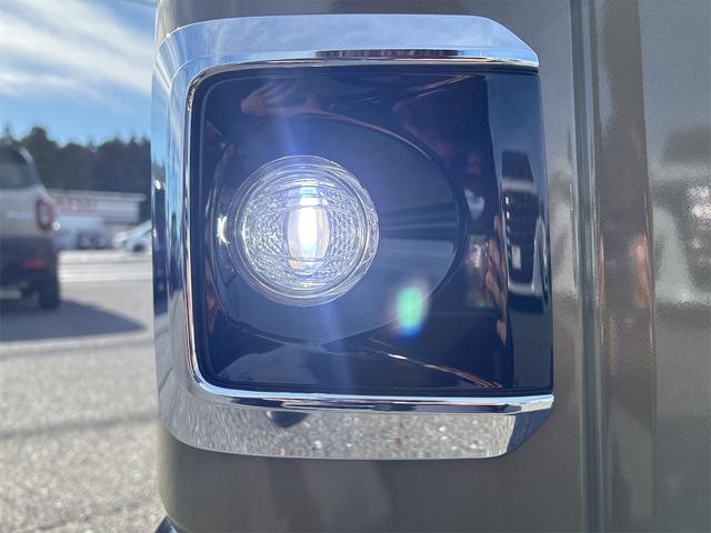 アトレー ＲＳ　届出済未使用車　４ＷＤ　ターボ車　両側パワースライドドア　バックカメラ　ＬＥＤヘッド＆フォグ　クルコン　オーバーヘッドシェルフ　プッシュスタート　スマートキー　純正マット　純正バイザー（12枚目）