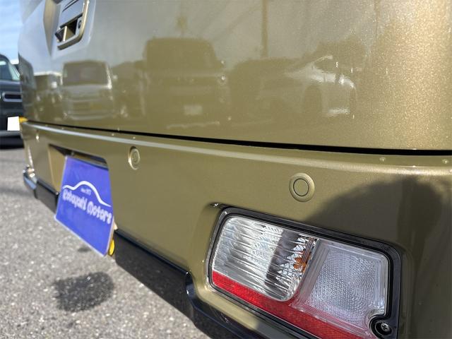 アトレー ＲＳ　届出済未使用車　４ＷＤ　ターボ車　両側パワースライドドア　バックカメラ　ＬＥＤヘッド＆フォグ　クルコン　オーバーヘッドシェルフ　プッシュスタート　スマートキー　純正マット　純正バイザー（17枚目）