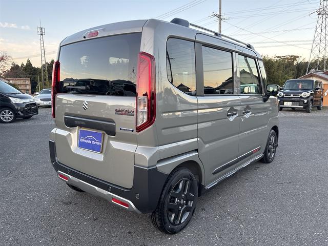 スペーシアギア ハイブリッドＸＺ　スズキセーフティサポート　全方位モニター付９インチナビ　地デジＴＶ　Ｂｌｕｅｔｏｏｔｈ　ＨＵＤ　ＥＴＣ　ルーフレール　シート＆ハンドルヒーター　両側電動スライドドア　ＬＥＤヘッド＆フォグ　スマートキー（6枚目）