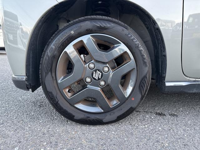 スペーシアギア ハイブリッドＸＺ　スズキセーフティサポート　全方位モニター付９インチナビ　地デジＴＶ　Ｂｌｕｅｔｏｏｔｈ　ＨＵＤ　ＥＴＣ　ルーフレール　シート＆ハンドルヒーター　両側電動スライドドア　ＬＥＤヘッド＆フォグ　スマートキー（10枚目）