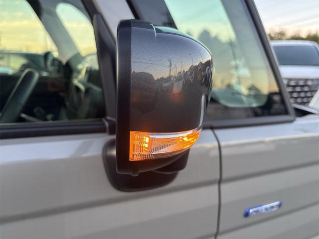 スペーシアギア ハイブリッドＸＺ　スズキセーフティサポート　全方位モニター付９インチナビ　地デジＴＶ　Ｂｌｕｅｔｏｏｔｈ　ＨＵＤ　ＥＴＣ　ルーフレール　シート＆ハンドルヒーター　両側電動スライドドア　ＬＥＤヘッド＆フォグ　スマートキー（13枚目）