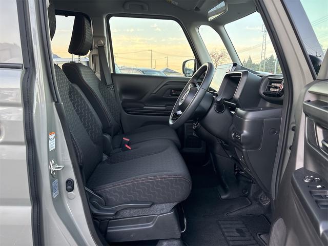 スペーシアギア ハイブリッドＸＺ　スズキセーフティサポート　全方位モニター付９インチナビ　地デジＴＶ　Ｂｌｕｅｔｏｏｔｈ　ＨＵＤ　ＥＴＣ　ルーフレール　シート＆ハンドルヒーター　両側電動スライドドア　ＬＥＤヘッド＆フォグ　スマートキー（21枚目）