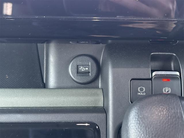 スペーシアギア ハイブリッドＸＺ　スズキセーフティサポート　全方位モニター付９インチナビ　地デジＴＶ　Ｂｌｕｅｔｏｏｔｈ　ＨＵＤ　ＥＴＣ　ルーフレール　シート＆ハンドルヒーター　両側電動スライドドア　ＬＥＤヘッド＆フォグ　スマートキー（30枚目）