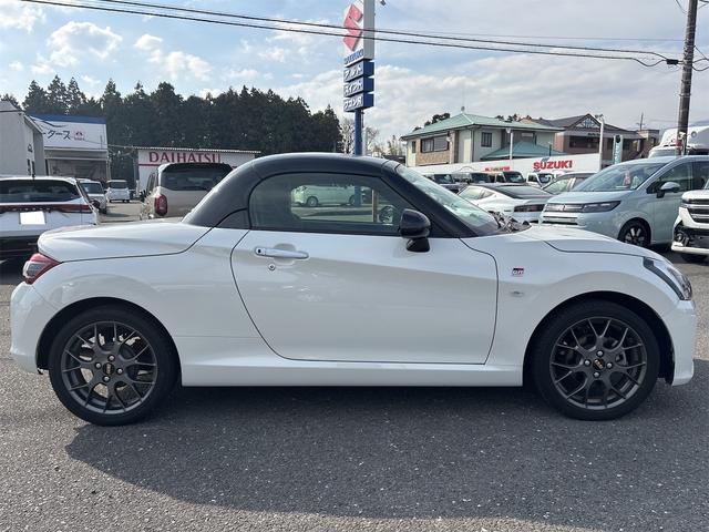 コペン GR スポーツ momoステアリング RECAROシート BBSアルミ 社外ナビ TV Bluetooth ETC 前席シートヒーター パドルシフト LEDヘッド&フォグ プッシュスタート スマートキー(5枚目)