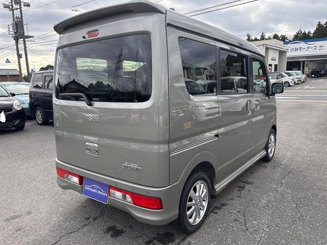 エブリイワゴン ＰＺターボスペシャル　ハイルーフ　届出済未使用車　デュアルカメラブレーキサポート　ターボ　純正ディスプレイオーディオ　ＢＴ　リヤカメラ　両側電動スライドドア　シートヒーター　ＬＥＤヘッドライト　オートハイビーム　純正ＡＷ（6枚目）