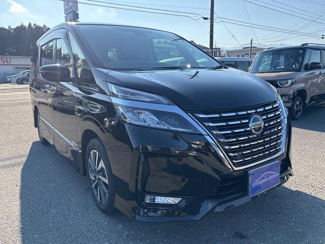 セレナ ハイウェイスターＶ　エマージェンシーブレーキ　純正１０インチナビ　フルセグＴＶ　ＢＴ　ＤＶＤ／Ｂｌｕ－ｒａｙ　両側電動スライドドア　ドラレコ　ＥＴＣ　プロパイロット　フリップダウンモニター　バックカメラ　純正ＡＷ　ＢＳＭ（4枚目）