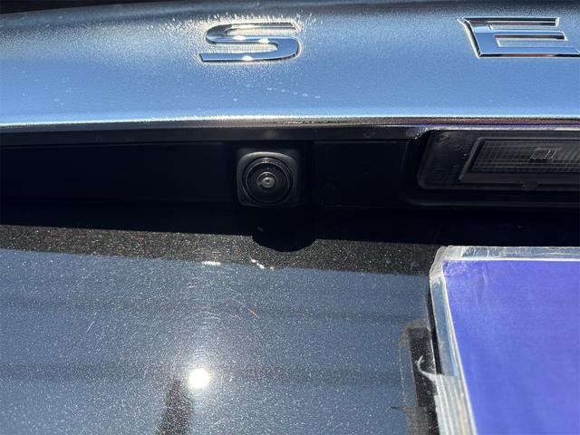 セレナ ハイウェイスターＶ　エマージェンシーブレーキ　純正１０インチナビ　フルセグＴＶ　ＢＴ　ＤＶＤ／Ｂｌｕ－ｒａｙ　両側電動スライドドア　ドラレコ　ＥＴＣ　プロパイロット　フリップダウンモニター　バックカメラ　純正ＡＷ　ＢＳＭ（14枚目）